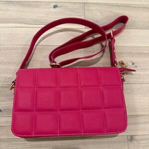 Unical Pink quilted crossbody bag with magnetic snap closure